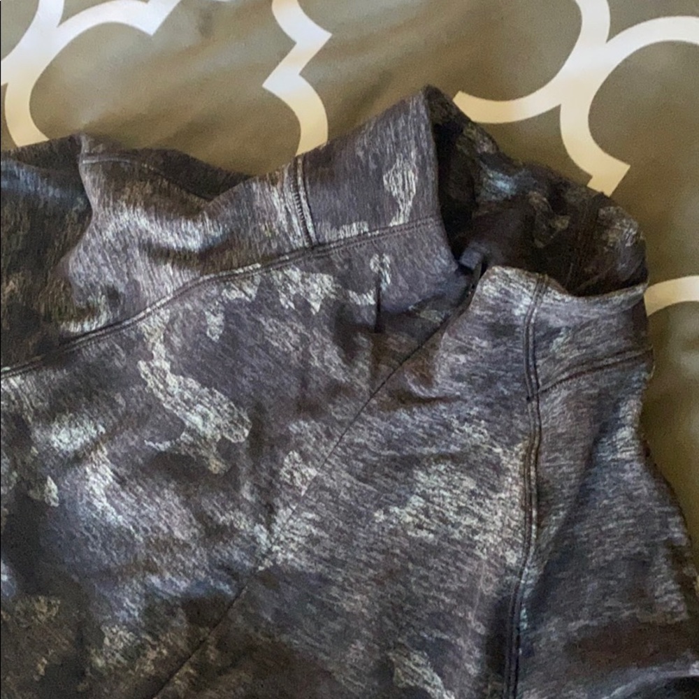 Lululemon jacket - Picture 2 of 2